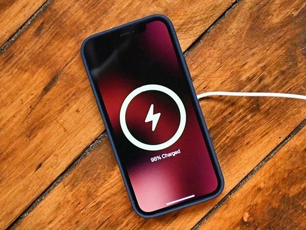 运城苹果手机维修分享iPhone 12可以随便充电吗 